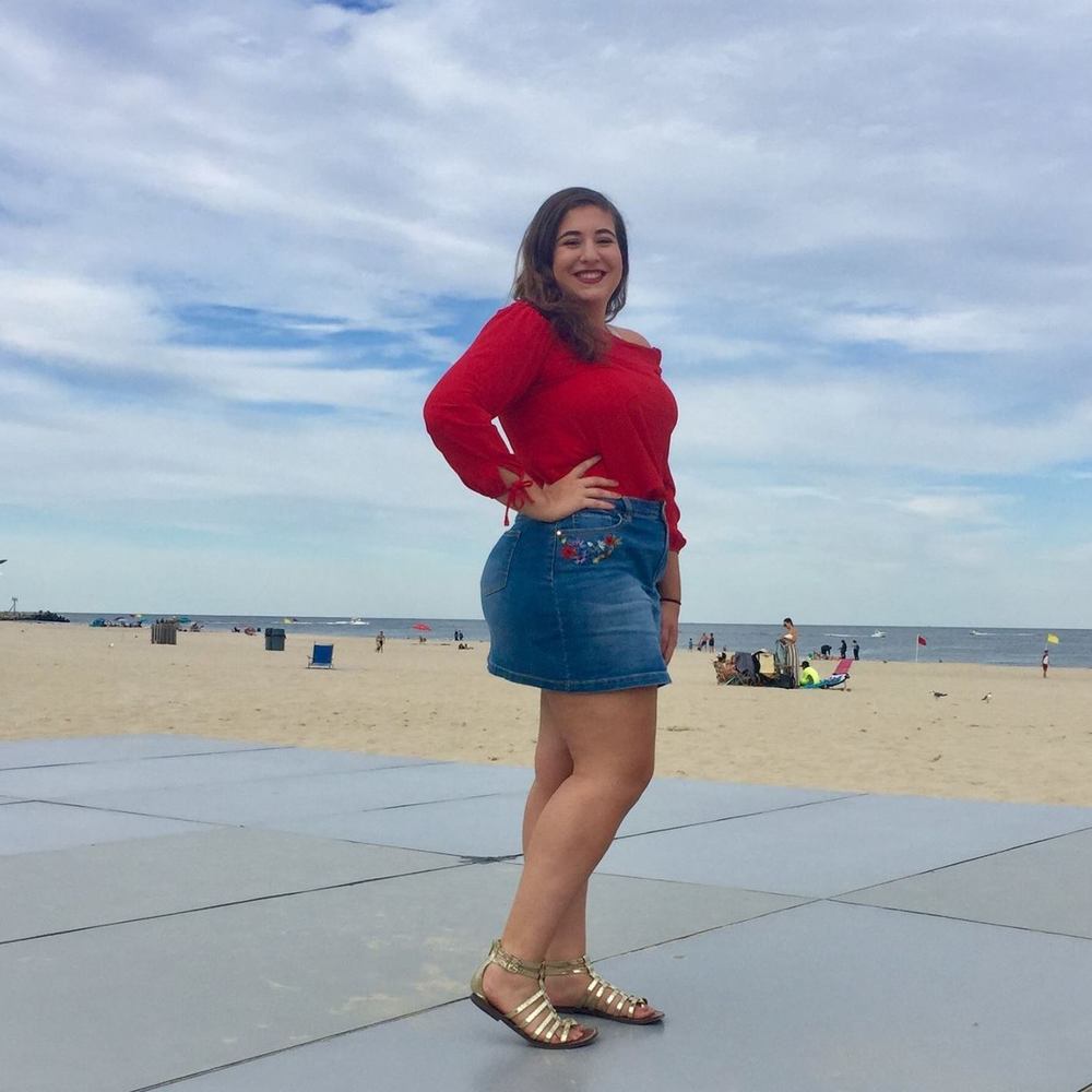 Meet your Posher, Ariella